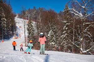 Viesi, kas uzturas naktsmītnē Hotel Stok