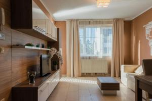 Kuchyňa alebo kuchynka v ubytovaní Zafír Apartman Sárvár