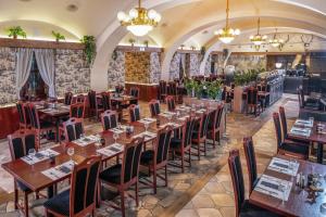 Restaurace v ubytování Szarvaskút Hotel