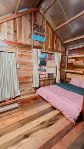 Katil atau katil-katil dalam bilik di Mộc House Măng Đen
