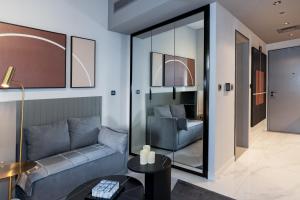 Posezení v ubytování Lux Studio in Downtown, 5 mins to Burj Khalifa & Dubai Mall - MAG318