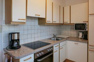 Kuchnia lub aneks kuchenny w obiekcie Landhaus Haid