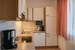 Kuchnia lub aneks kuchenny w obiekcie Landhaus Haid