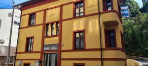 Budova, kde se aparthotel nachází