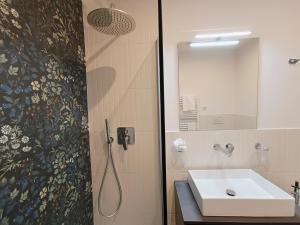 A bathroom at La tua casa a Piazza del Popolo