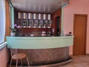 Lounge nebo bar v ubytování Hotel Lux