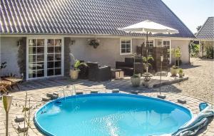 Sundlaugin á Apartment Sønderskovhedevej eða í nágrenninu