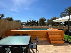 Menahem Arber Pool 5 Bedroom