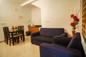 Posezení v ubytování SkYVIEW VILLA + 17 fotografií
