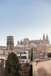 Nespecifikovaný výhled na destinaci Palma de Mallorca nebo výhled na město při pohledu z hotelu