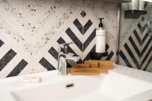 Fotografie z fotogalerie ubytování GREAT WHITE HOTEL v destinaci Shëngjin