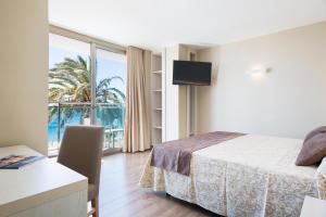 Postel nebo postele na pokoji v ubytování Hotel Best Maritim