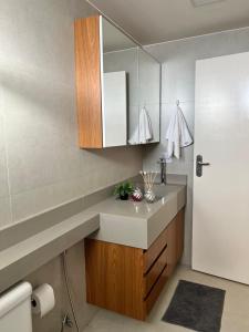 Et badeværelse på Refugio Caminho da Praia + 11 billeder