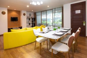 TV a/nebo společenská místnost v ubytování iCheck inn Residences Patong