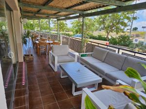 Balkón alebo terasa v ubytovaní Hotel YIT Ciudad de Elche