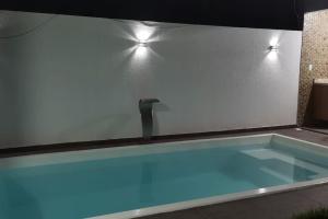 Swimming pool sa o malapit sa casa confortável