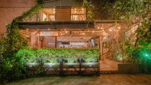 Κήπος έξω από το Hotel El Peñon by Bithotels