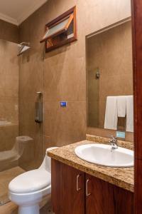 Koupelna v ubytování Santa Lucia House - Forum + 37 fotografií