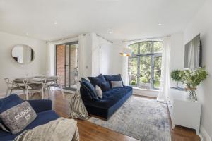 Khu vực ghế ngồi tại Adventurer's View