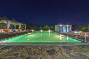 Gallery image of Hotel Smaragdi Apartments in Finikas