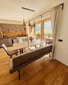 Kuchyň nebo kuchyňský kout v ubytování Apartment Goldene Mitte