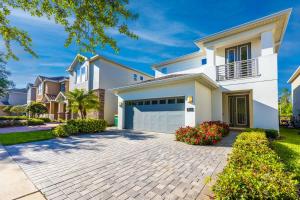 Bygningen som feriehuset ligger i