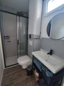 Ένα μπάνιο στο P'tit Cocon aux portes de Rouen