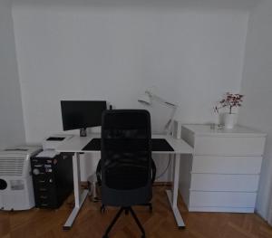 Fotografia z galérie ubytovania Vienna: Cozy 2-Room Apt. (U3 - Schweglerstrasse) vo Viedni