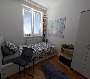 Posedenie v ubytovaní Vienna: Cozy 2-Room Apt. (U3 - Schweglerstrasse)