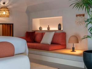 Posezení v ubytování SO/ Sotogrande Spa & Golf Resort Hotel