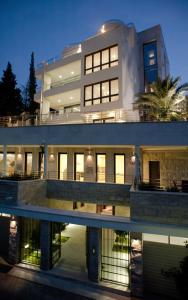 The building in which Az apartmant is located