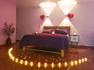 Ένα ή περισσότερα κρεβάτια σε δωμάτιο στο Montreal Hostal