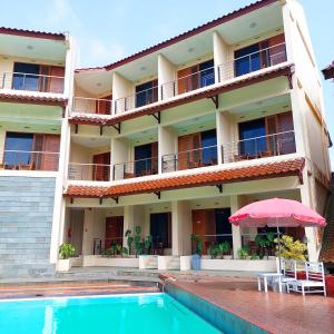 Bazén v ubytování Sangga Buana Resort & Convention Hotel nebo v jeho okolí