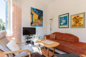 TV/Unterhaltungsangebot in der Unterkunft Villa Sirene 2-Raum Apartment, ca. 54 qm
