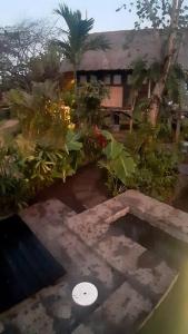 Zahrada ubytování Bali Beach Eco Villas Bali Batu Beach Hut