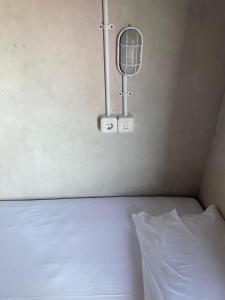 Ein Bett oder Betten in einem Zimmer der Unterkunft Lushy Hostel Nusa Penida