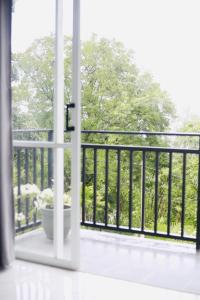 Balkón nebo terasa v ubytování kandy hill villa