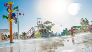 a water park with a playground with a water fountain at ALEGRIA Costa Ballena Aquafun in Costa Ballena