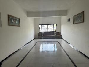 Hotel Dhruv Palace的休息区
