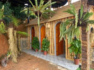 Taman di luar Cloud9 & Cloud View Glamping