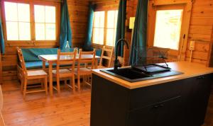 Gallery image of Chalet Pyrénéen in Saint-Ybars +20 photos