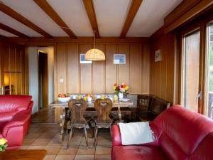 Posezení v ubytování Apartment Pierreval 18 by Interhome + 17 fotografií