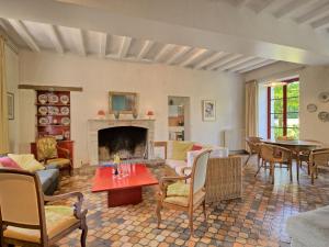 Χώρος καθιστικού στο Holiday Home Langevine by Interhome