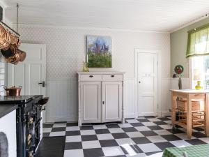 Kuchyň nebo kuchyňský kout v ubytování Chalet Långban by Interhome + 18 fotografií