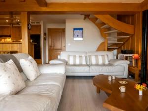Posezení v ubytování Apartment Licorne 13 by Interhome