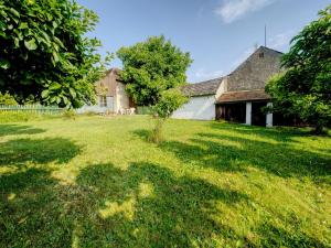 Vonkajšia záhrada v ubytovaní Holiday Home Praskolesy by Interhome