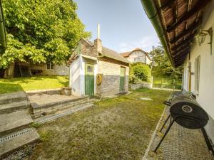 Vonkajšia záhrada v ubytovaní Holiday Home Praskolesy by Interhome