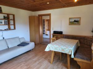 Χώρος καθιστικού στο Apartment Ainhauser-1 by Interhome +10 φωτογραφίες