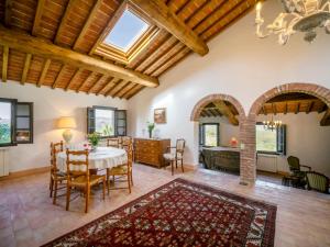 A seating area at Holiday Home Vedi Torre by Interhome