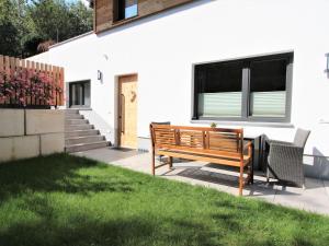 Vonkajšia záhrada v ubytovaní Apartment Bernadette by Interhome